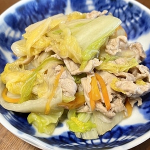 白菜と豚肉にんじんの中華炒め煮